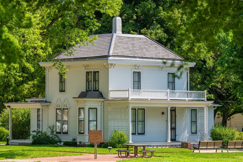Eisenhower-Boyhood-Home-Abilene,KS